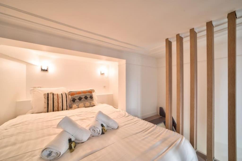 Bel Appartement Au Coeur De Montmartre París Exterior foto